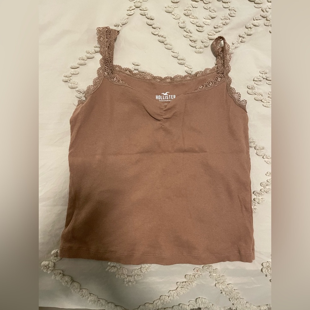 Brown lace Hollister tank top